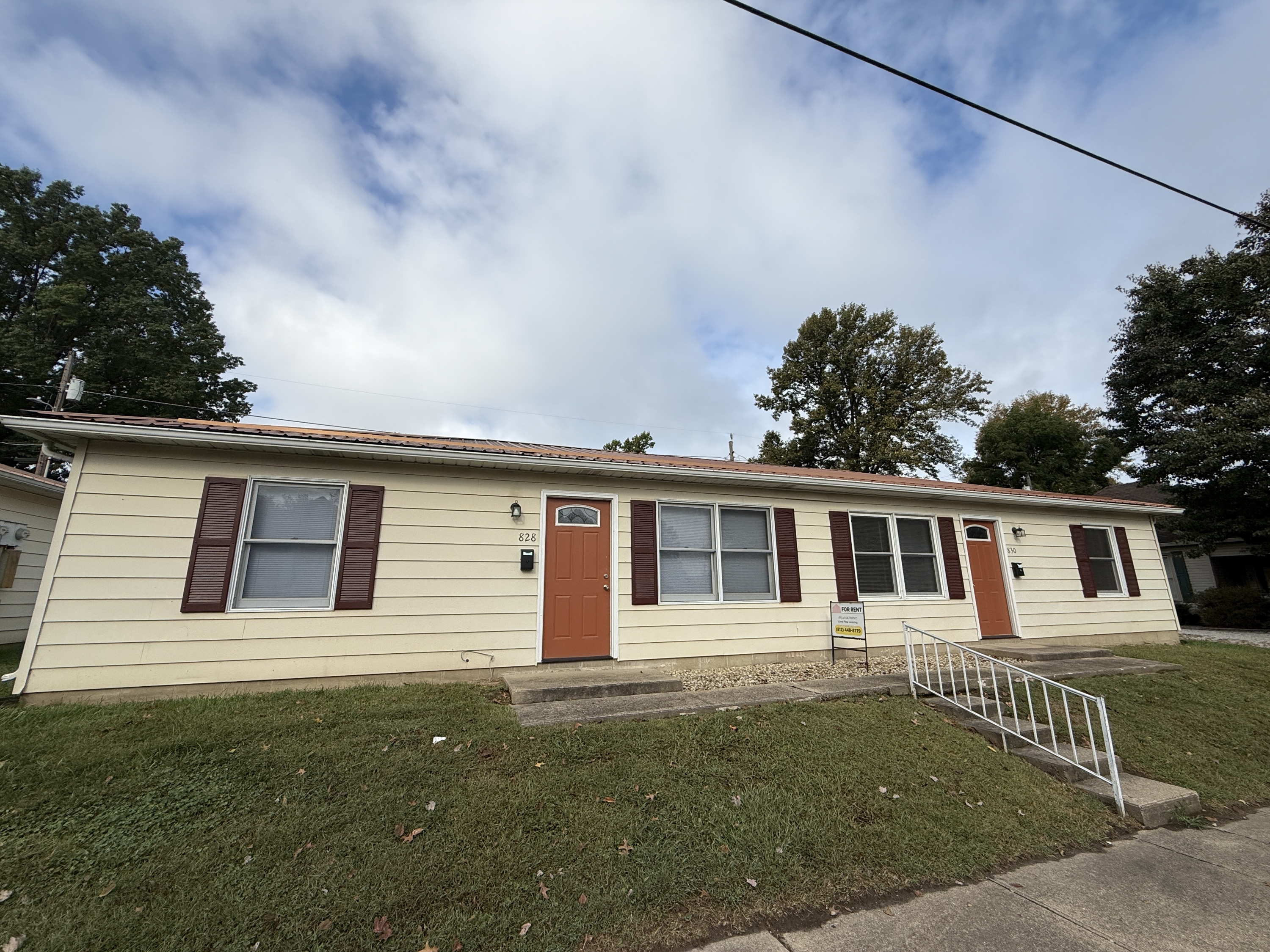 828 North Washington Street